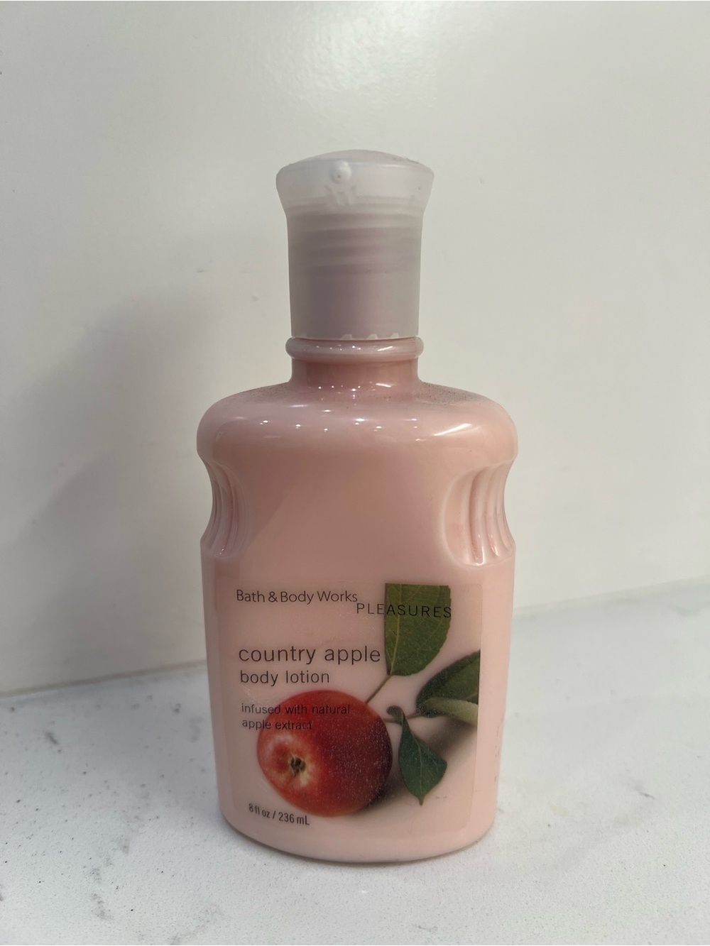 Bath & Body Works Pleasures Country Apple Body Lotion Retired Deadstock